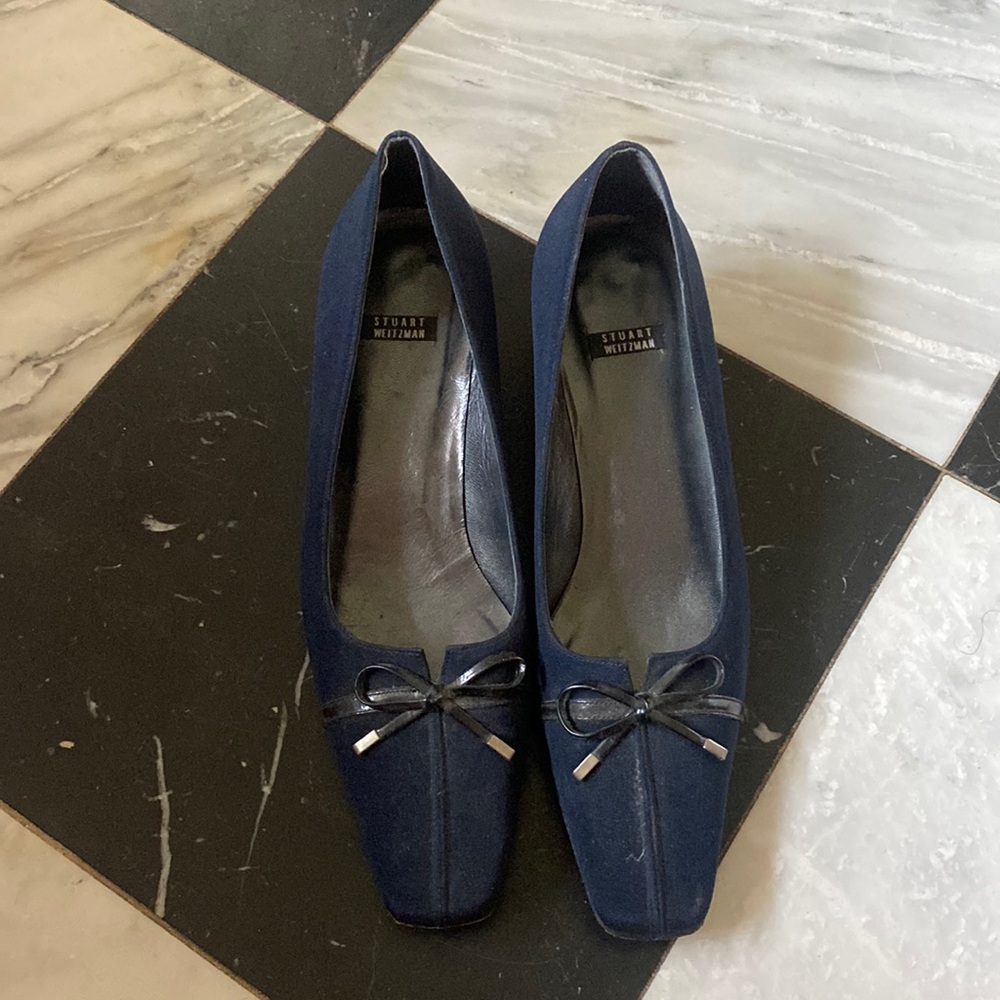 Stuart Weitzman Kitten Heel with Bow
